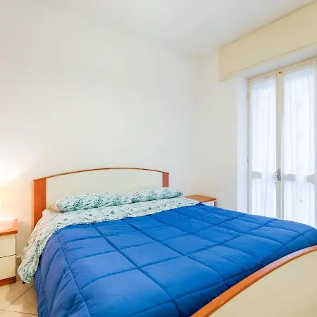 Апартаменты Homely In Near The Sea
